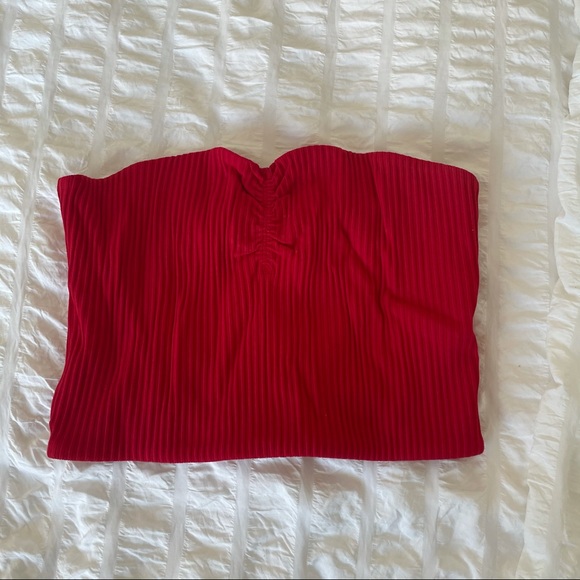 Aritzia Ribbed Gaby Tube Top - Picture 4 of 5